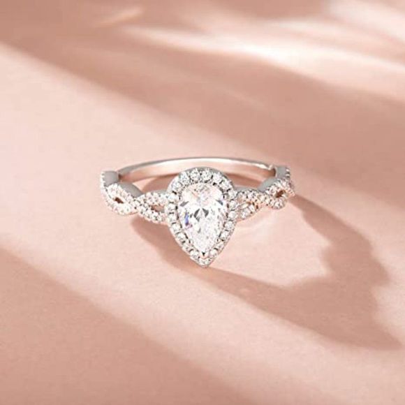 TIGRADE 1.5CT Engagement Ring for Women Teardrop Cubic Zirconia Wedding Band - Picture 4 of 5